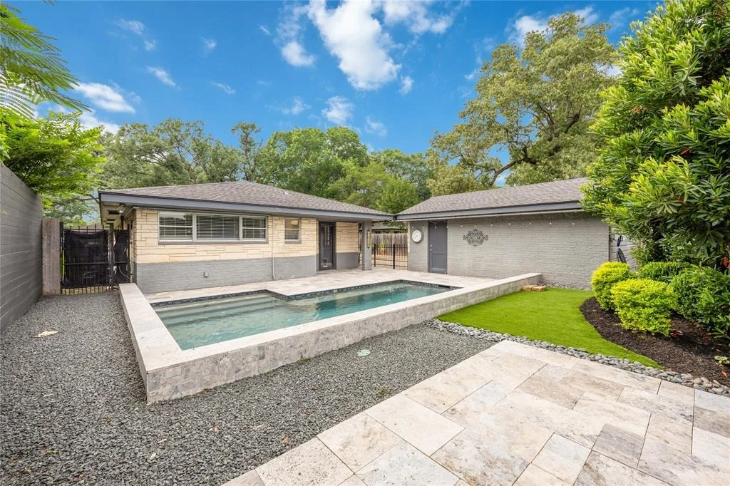 Photo of 631 Azaleadell Drive