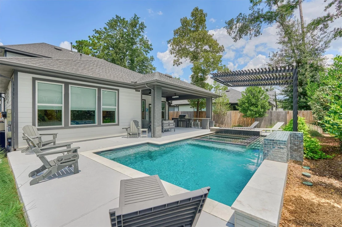 Photo of 320 Bromley Square Drive