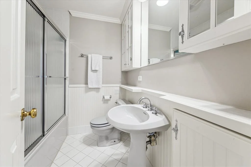Photo of 6224 Overbrook Lane