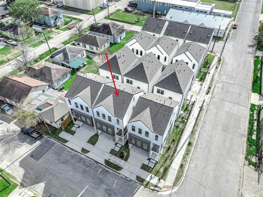 Photo of 3807 Coyle Street