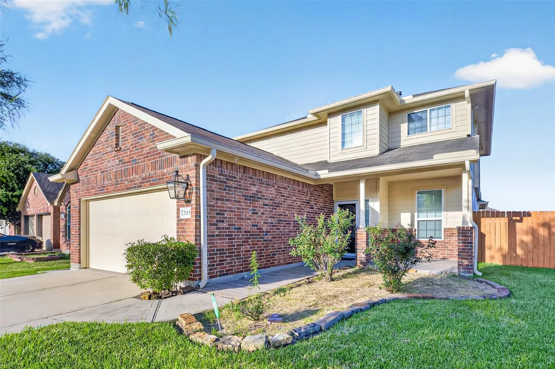 Photo of 2115 Weathersfield Trace Circle