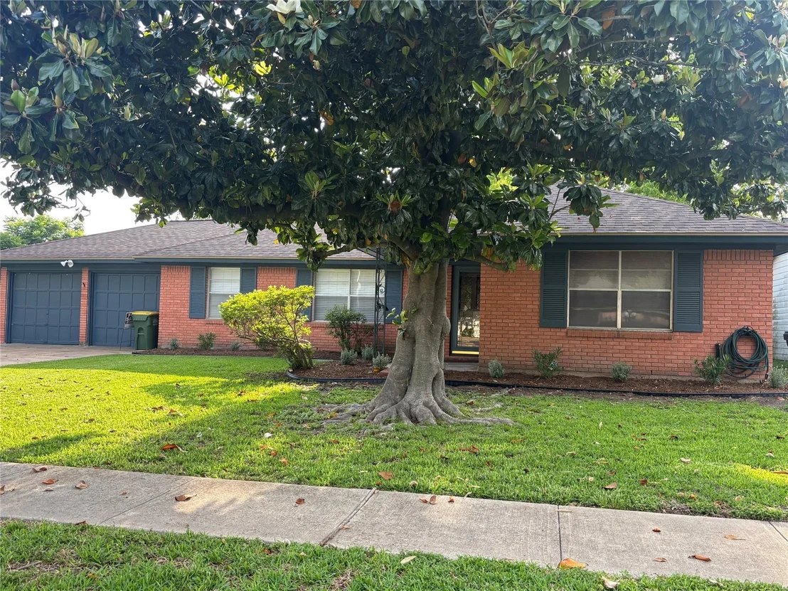 Photo of 2107 San Jacinto Drive