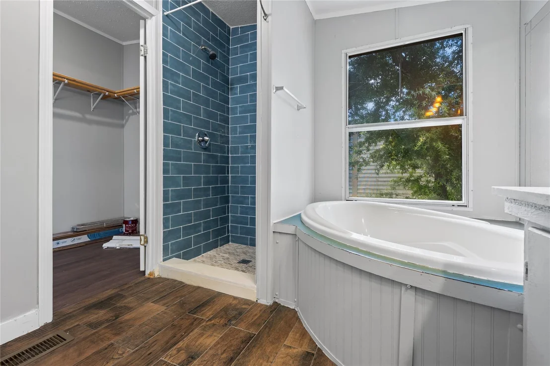 Photo of 9623 Meadowvine Drive