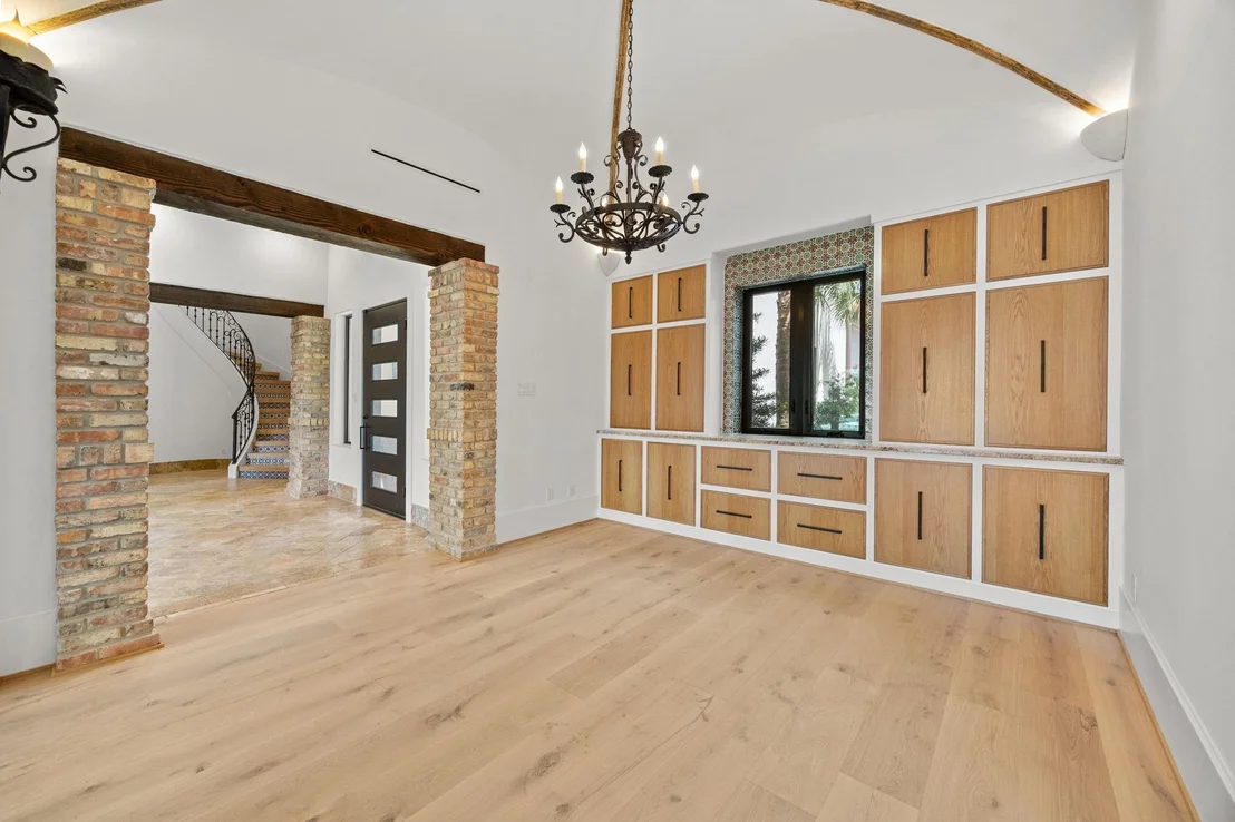 Photo of 721 Harborside Way