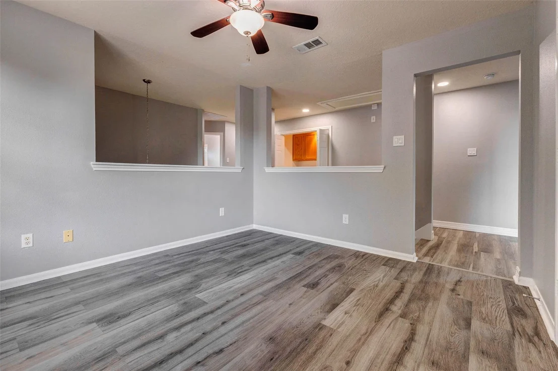 Photo of 21638 Wildcroft Drive