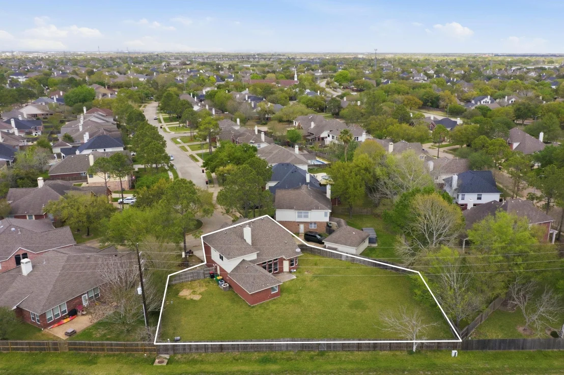 Photo of 3231 Edgewood Drive