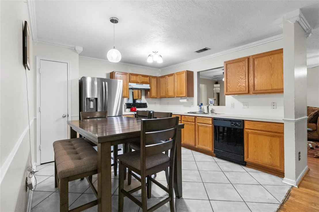Photo of 5231 Honeyvine Drive