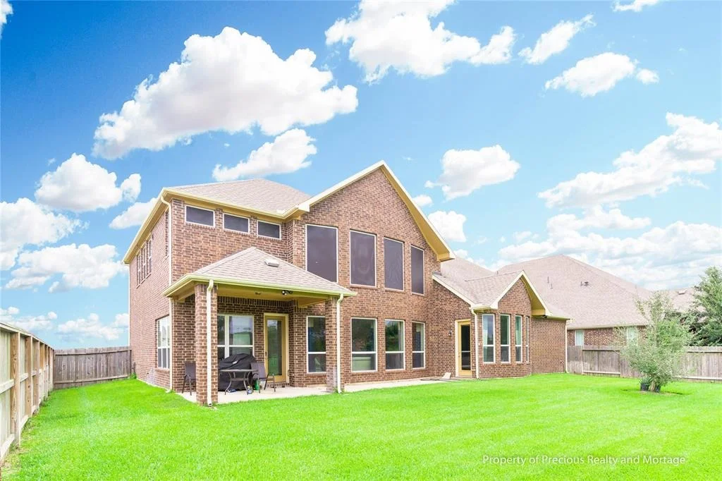 Photo of 6019 Green Meadows Lane