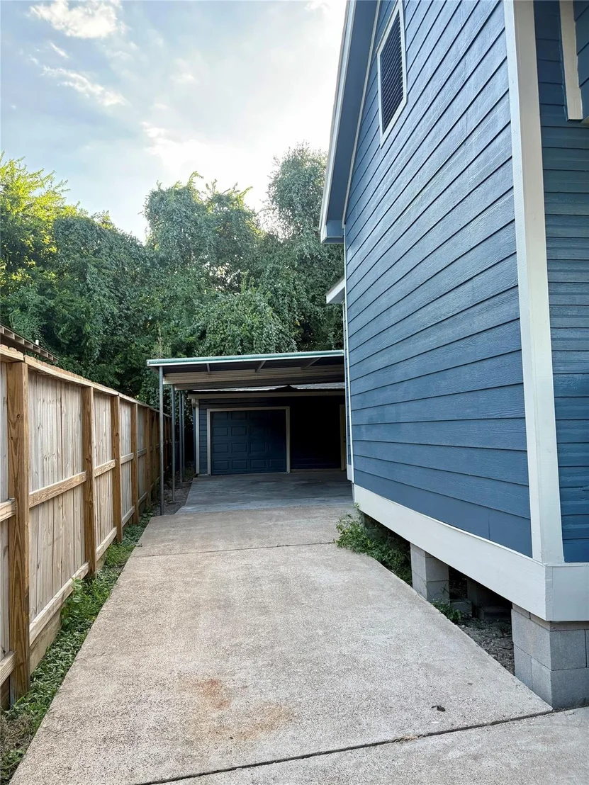 Photo of 2109 Gentry Street