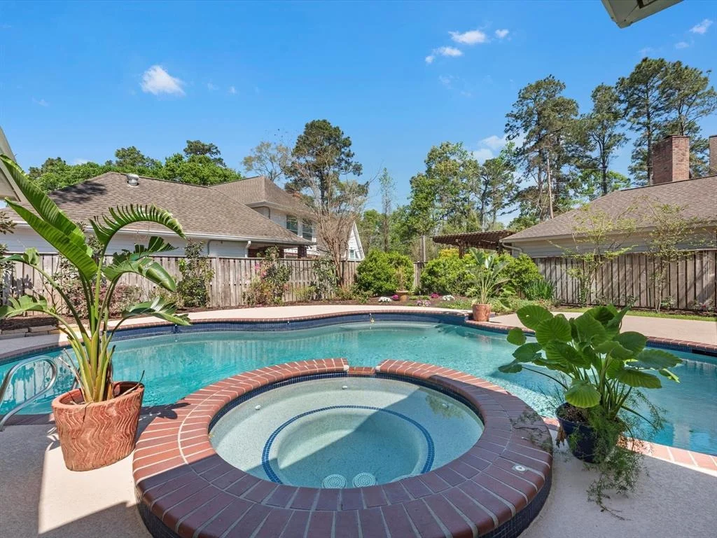 Photo of 5831 Mountain View Drive