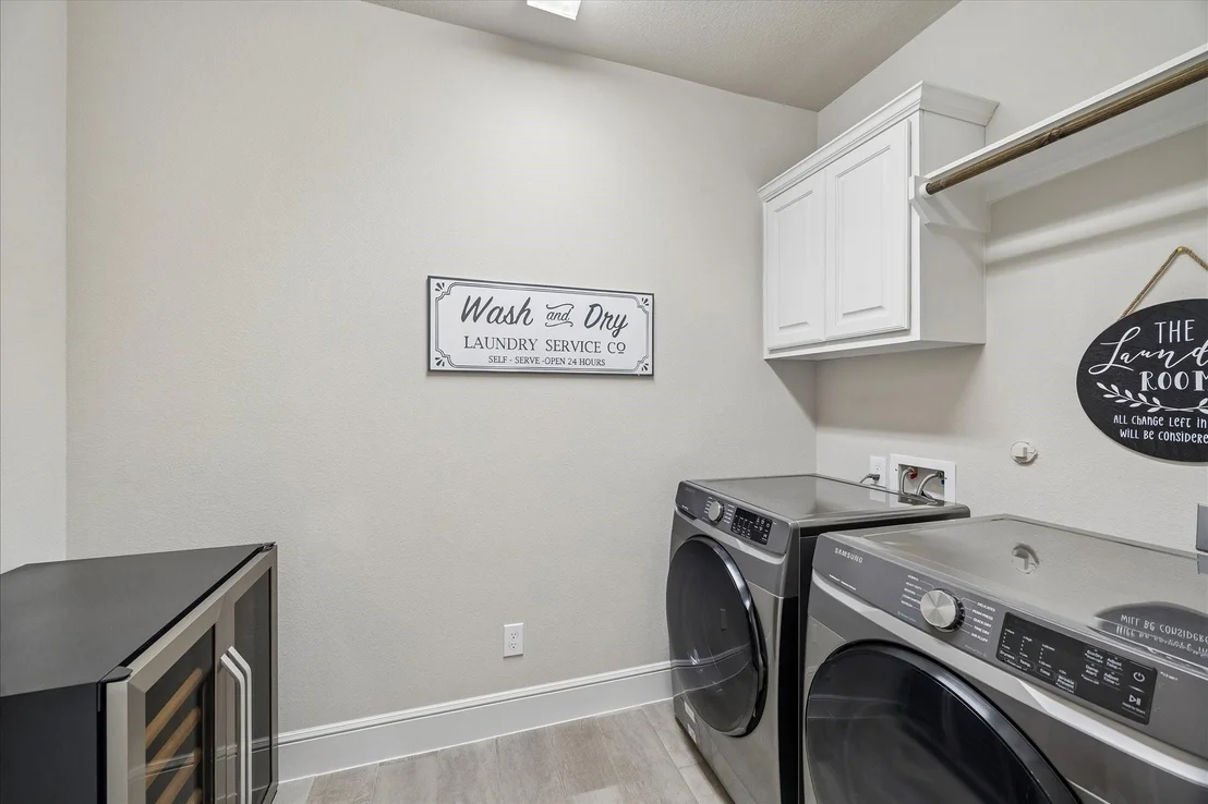 Photo of 15 Overland Heath Drive