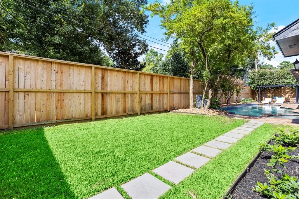 Photo of 8718 Kennet Valley Road
