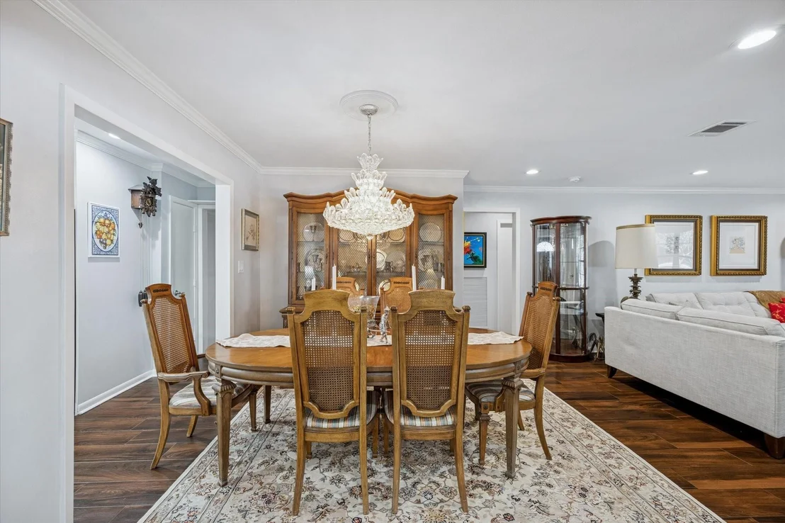 Photo of 8611 Ferris Drive
