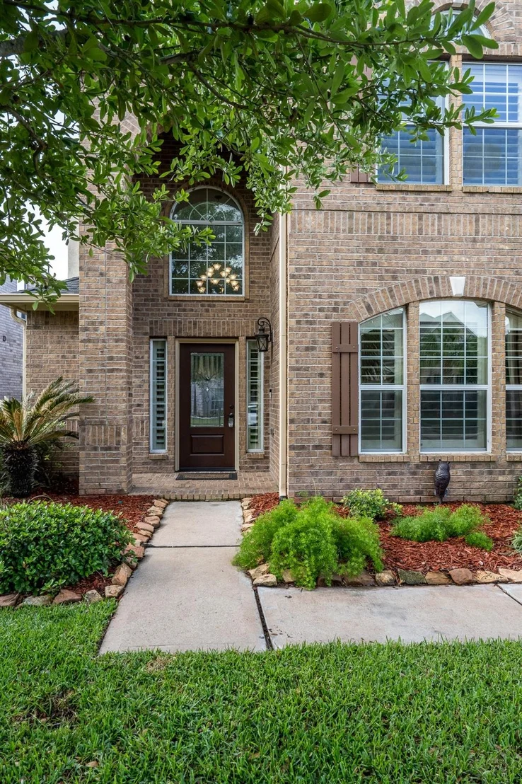 Photo of 18119 Blues Point Drive