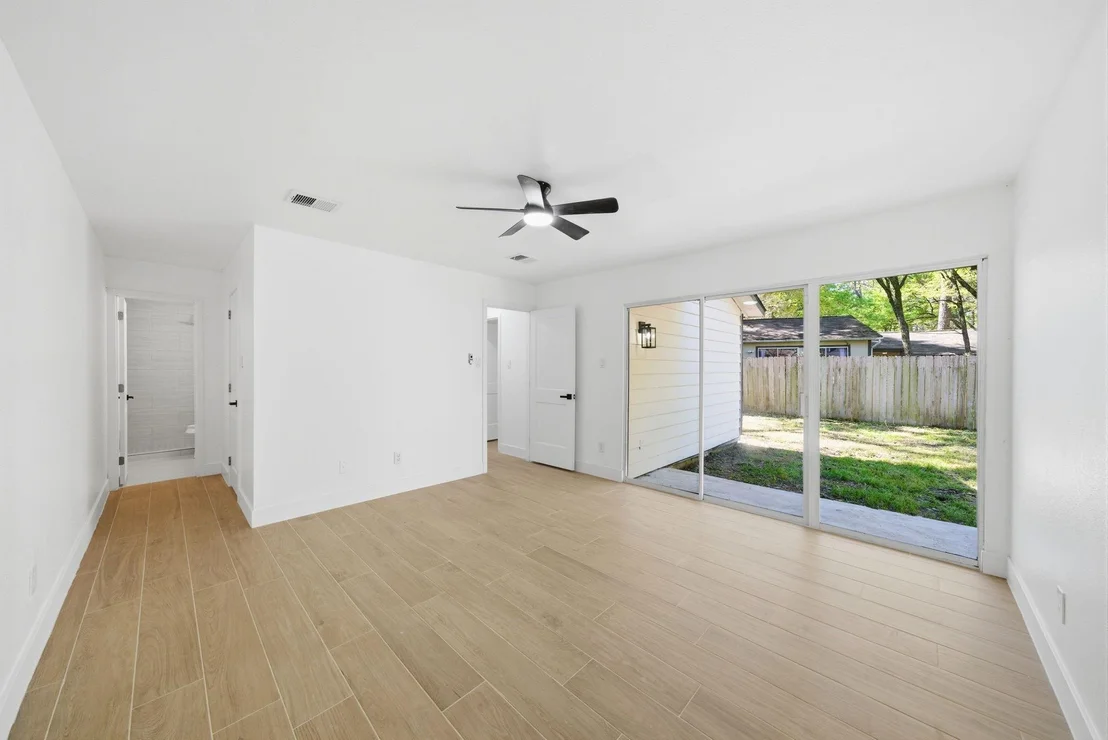 Photo of 1704 N Red Cedar Circle