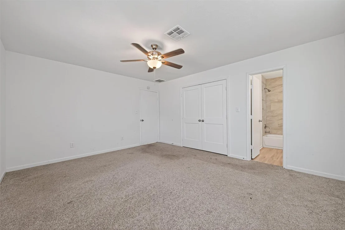 Photo of 170 Walter Drive
