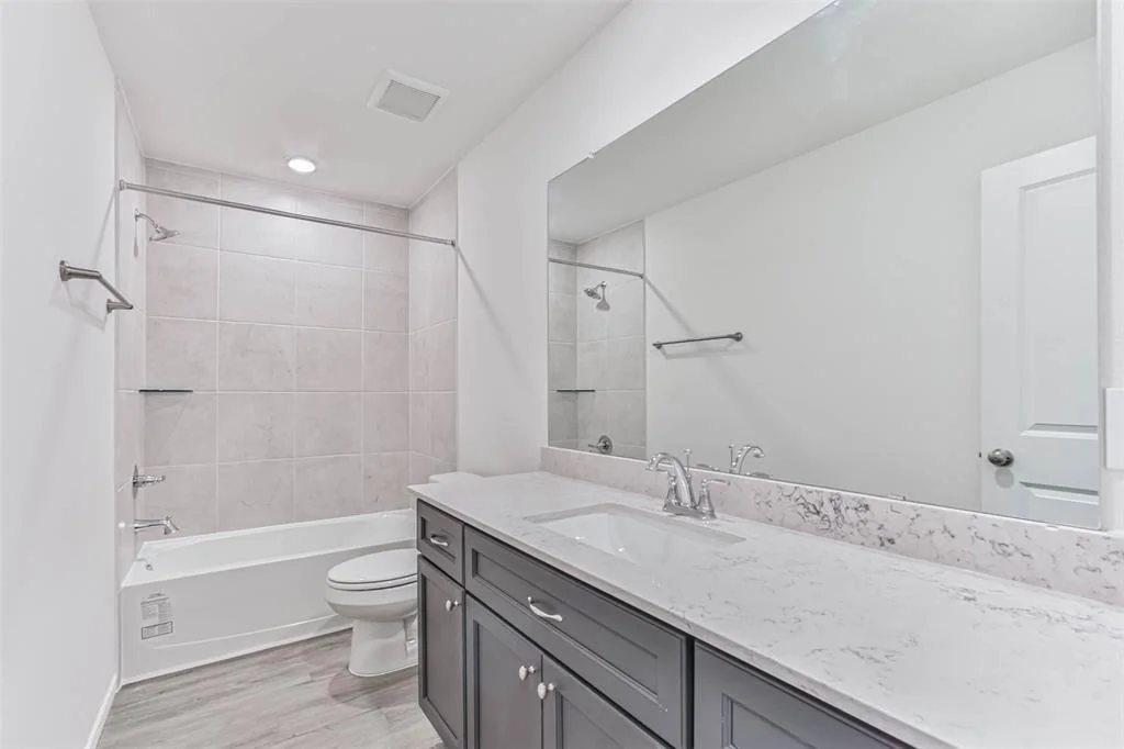 Photo of 25782 John Wayne Court