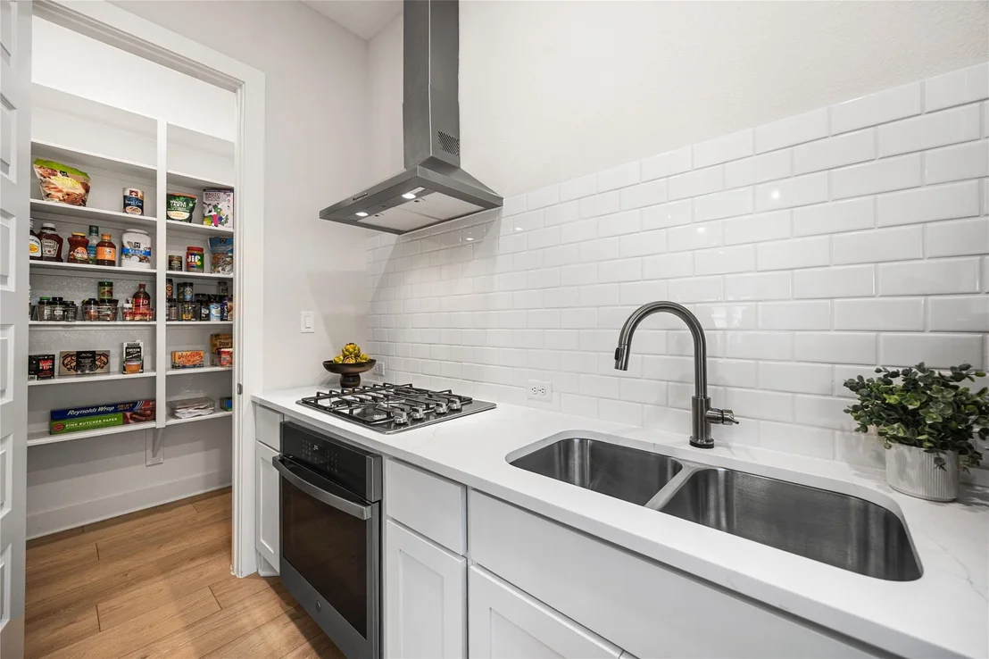 Photo of 4130 Pleasant Ridge Drive