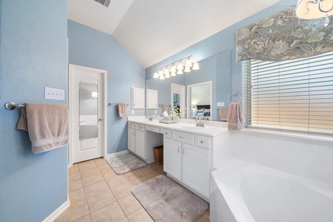 Photo of 15103 Cypress Post Lane