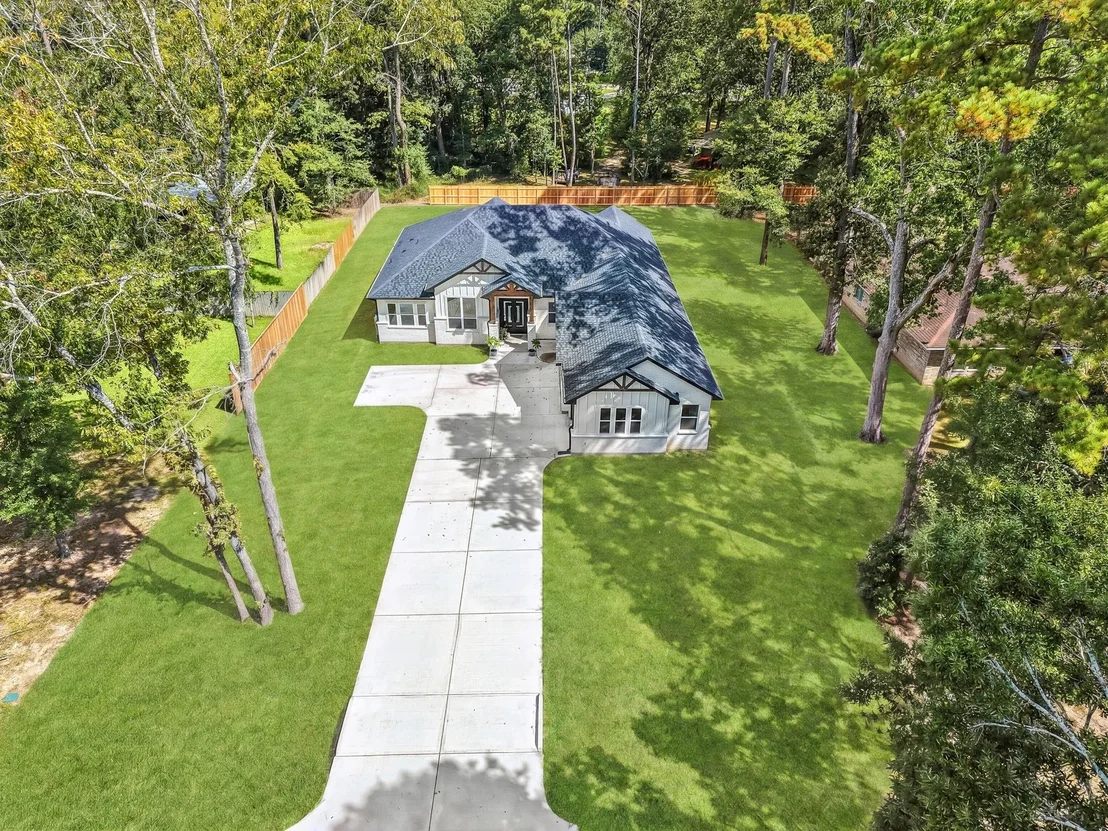 Photo of 2439 Centurian Circle