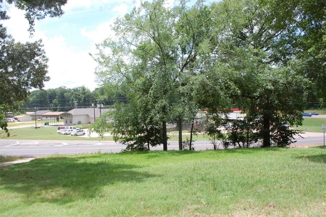 Photo of 1279 E Us Highway 84
