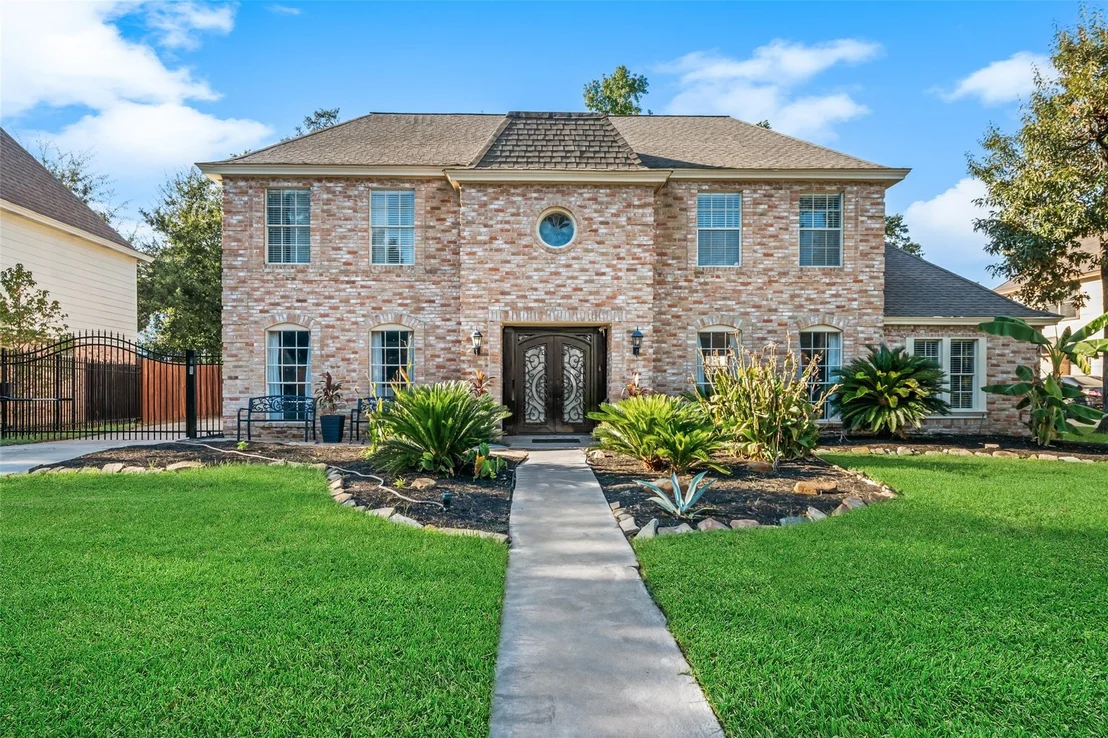 Photo of 1806 Saddlecreek Drive