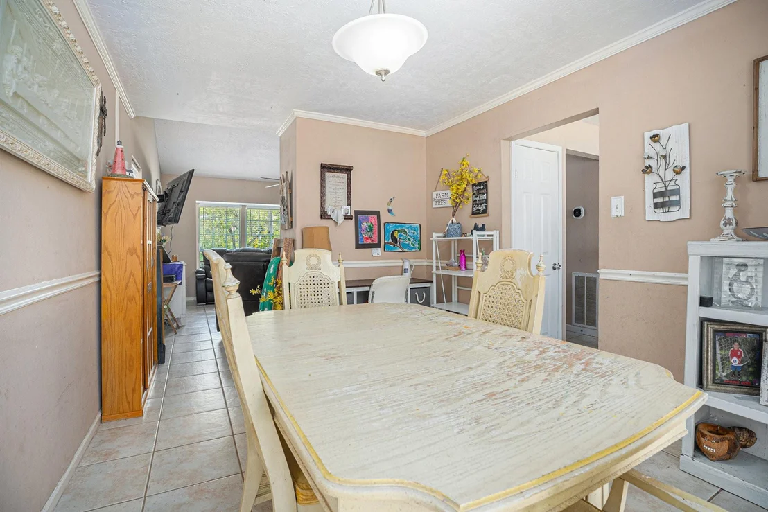 Photo of 2512 Sawyer Drive