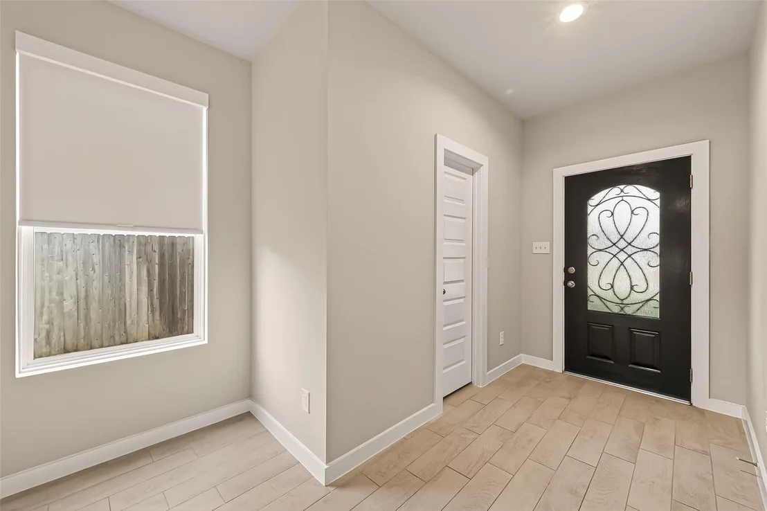 Photo of 2922 Valeria Drive