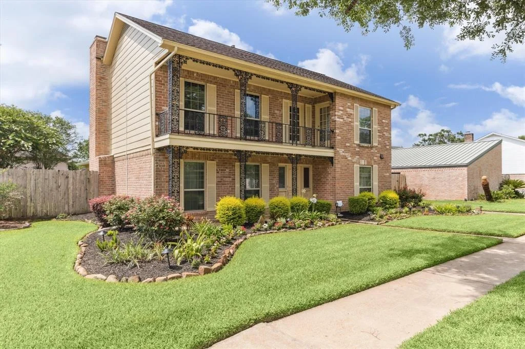Photo of 16422 Brookvilla Drive
