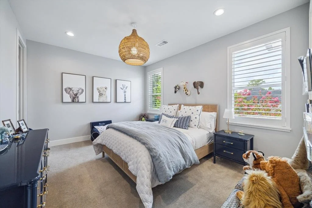 Photo of 1409 Chamboard Lane