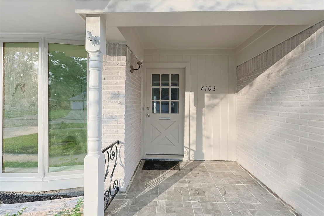 Photo of 7103 Lugary Drive