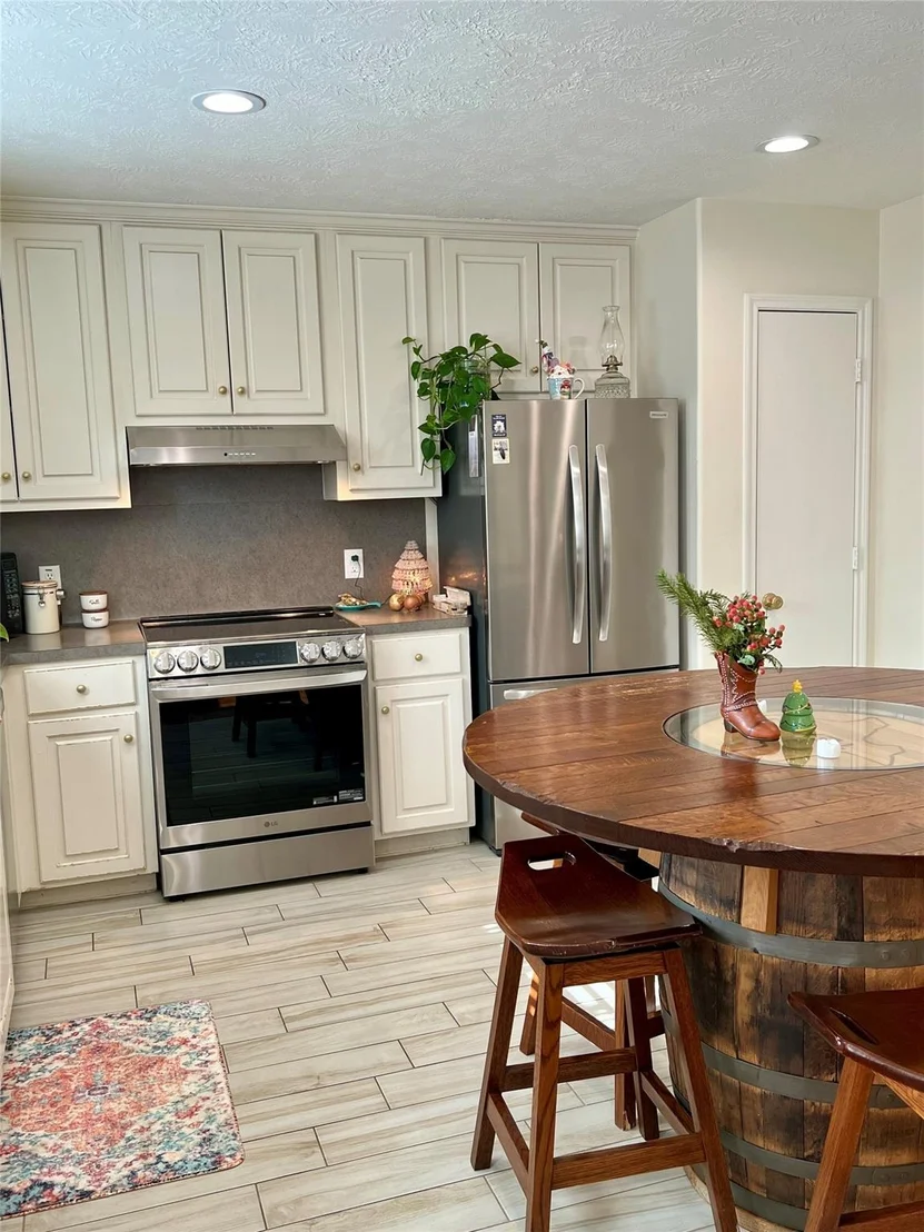 Photo of 16389 Sun View Lane