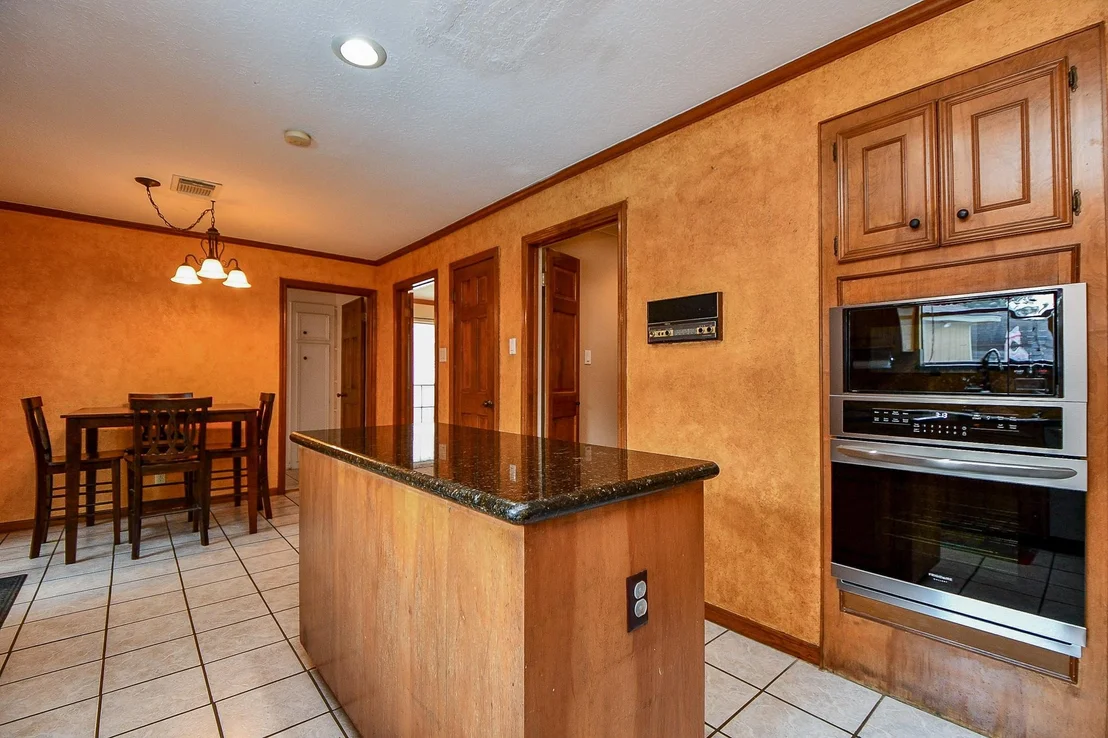 Photo of 1230 Crossfield Drive