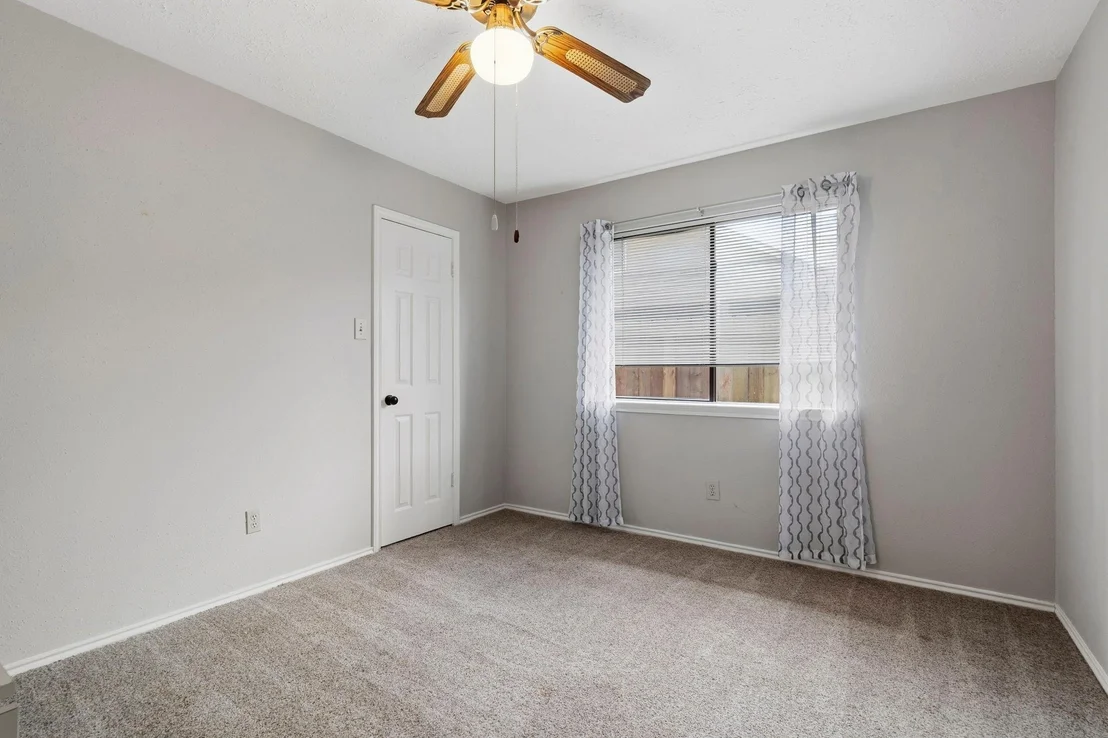 Photo of 2437 Willow Bend Drive