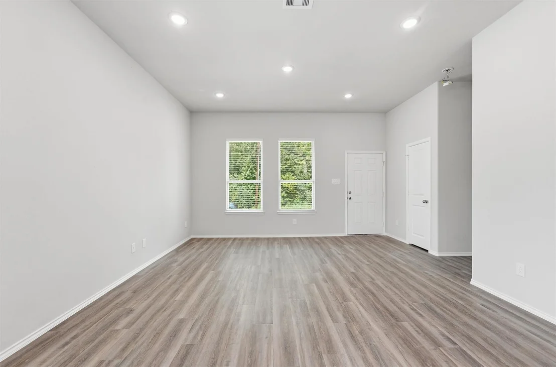Photo of 15608 Sycamore Drive