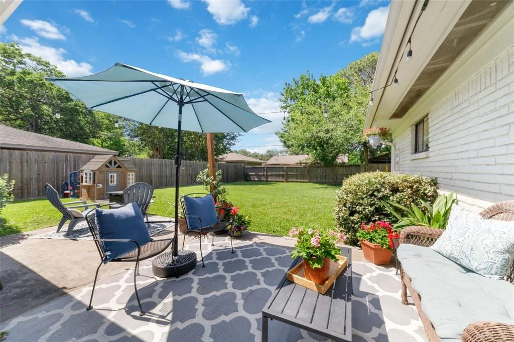 Photo of 5246 Creekbend Drive