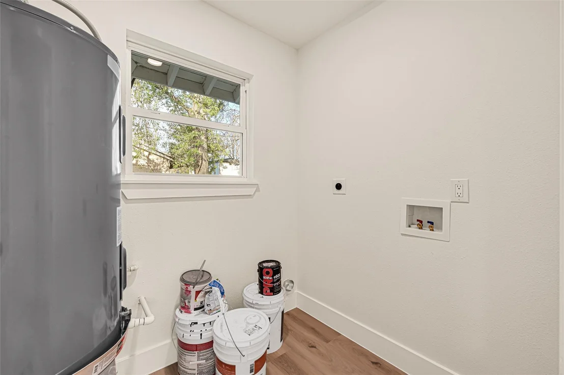 Photo of 5827 Heron Drive