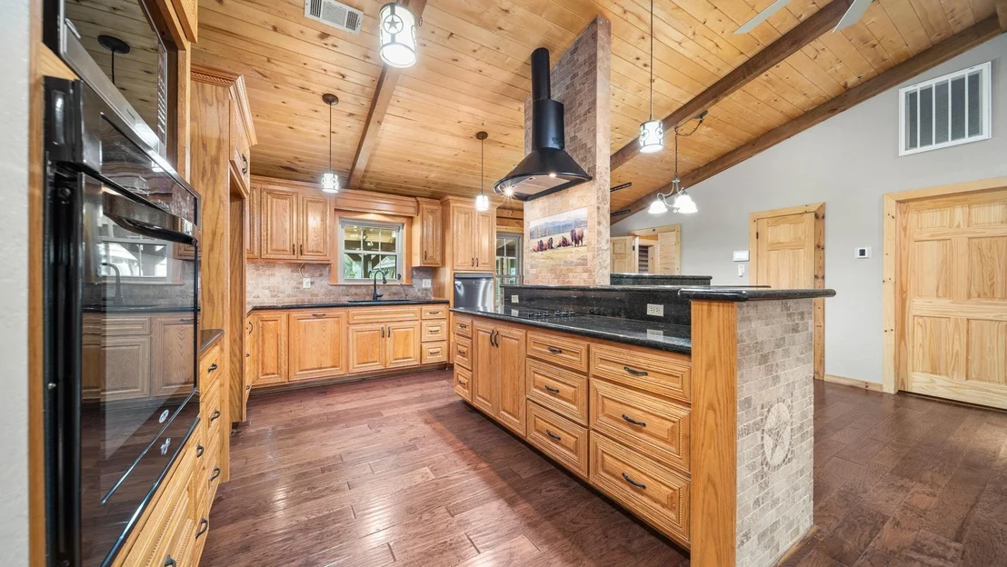 Photo of 16120 Brown Road