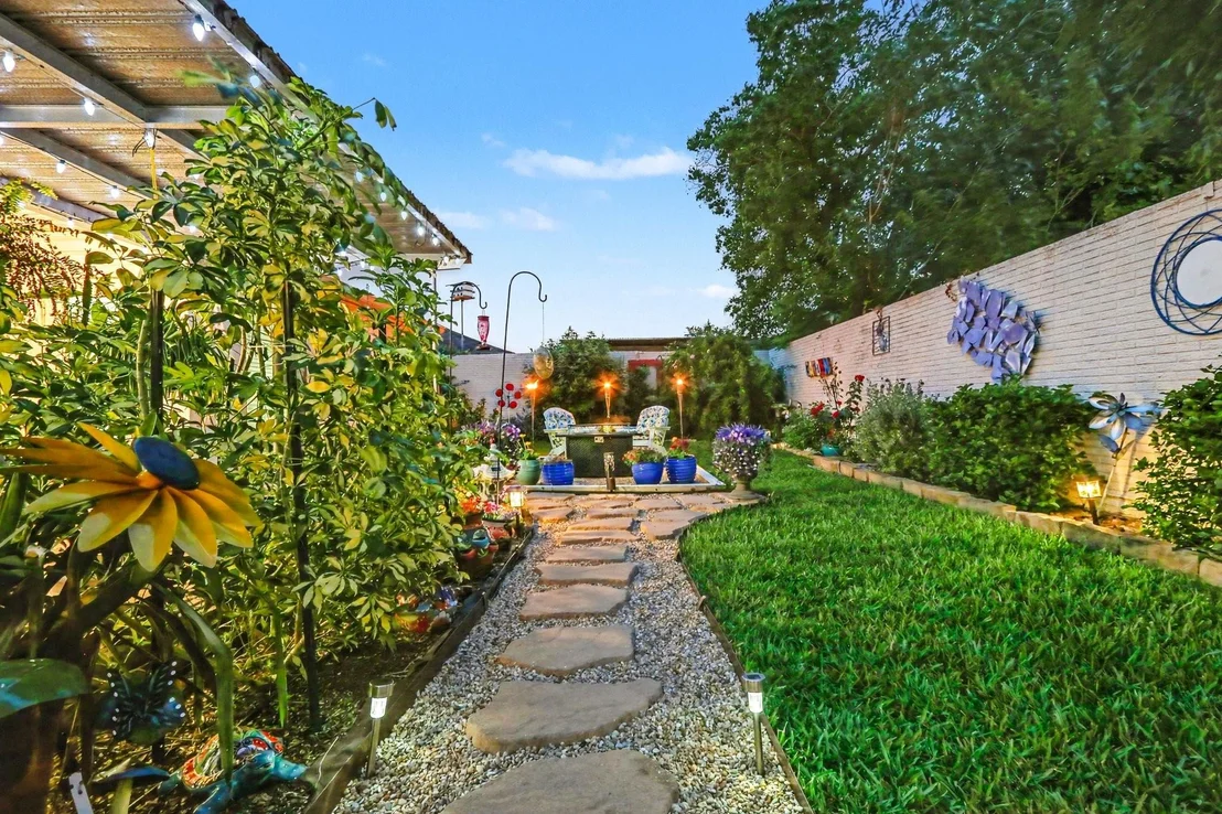 Photo of 8327 Spring Wind Drive