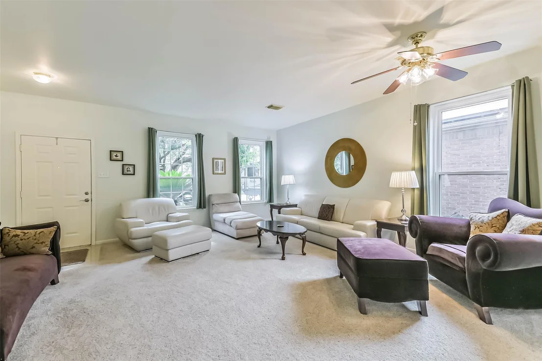 Photo of 21930 Willow Shadows Drive