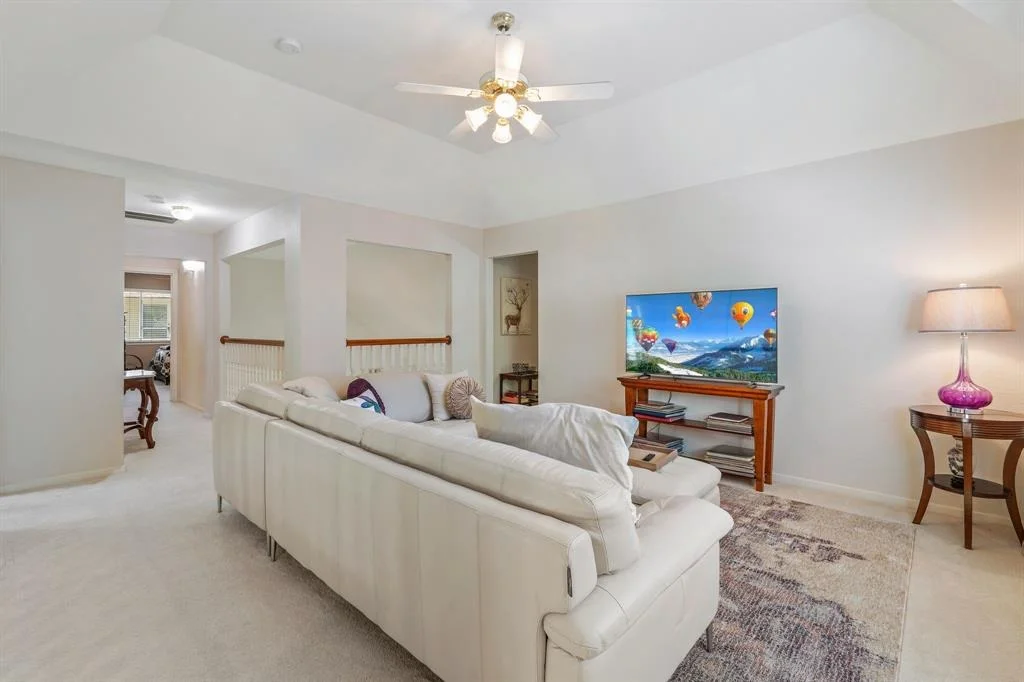 Photo of 143 N Wimberly Way