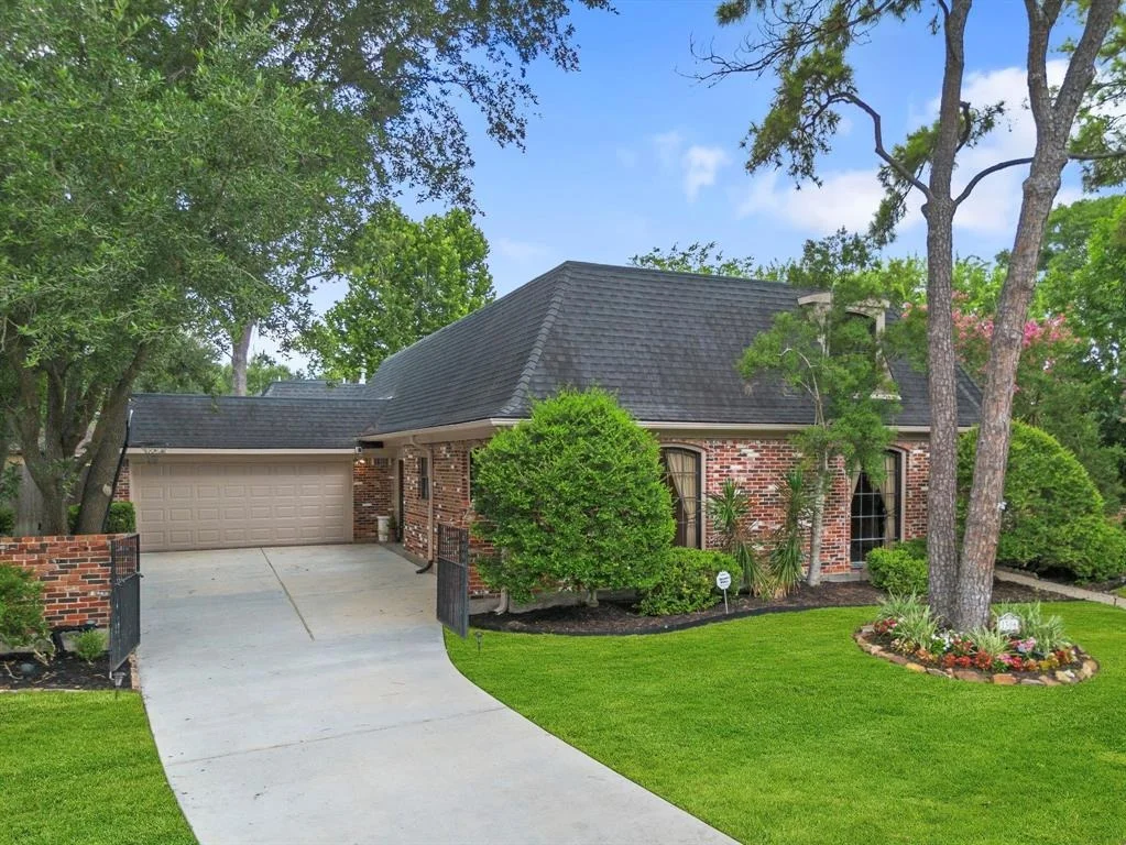 Photo of 1306 Devon Glen Drive