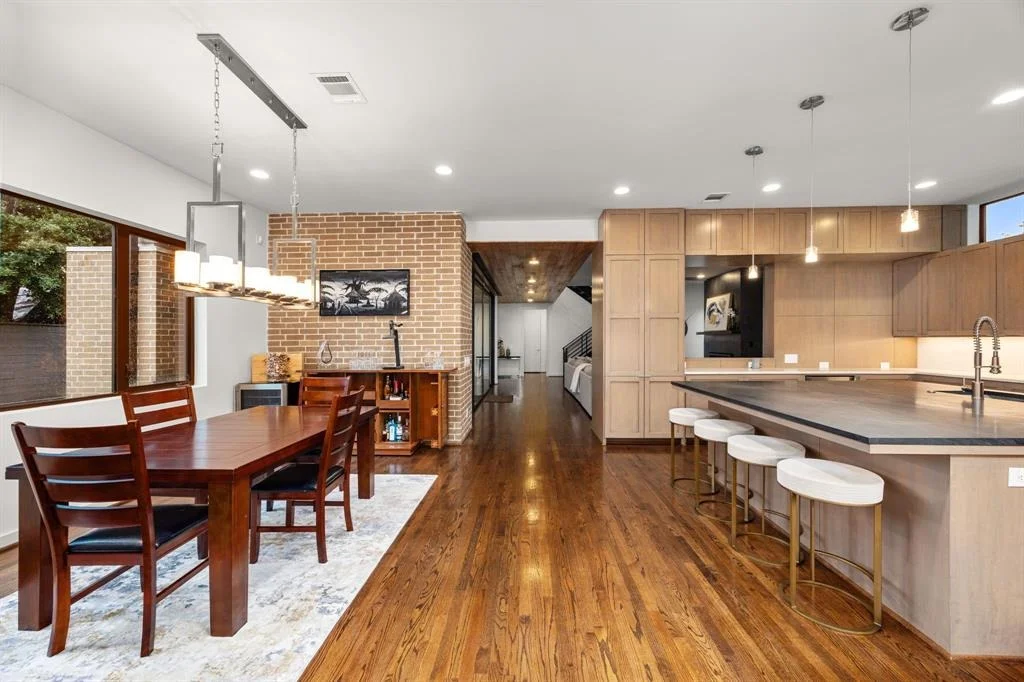 Photo of 9622 Pine Lake Drive