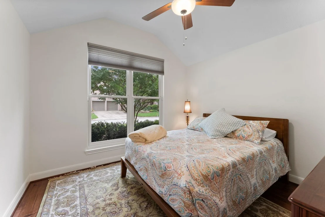 Photo of 23 S Manorcliff Place