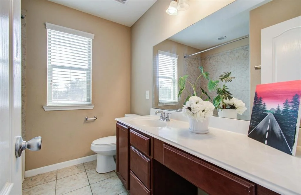 Photo of 810 Ellerton Lane