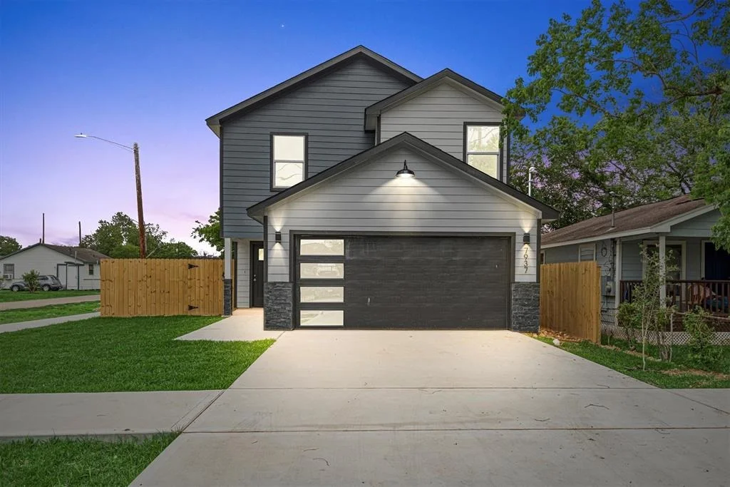 Photo of 7937 Fields Street