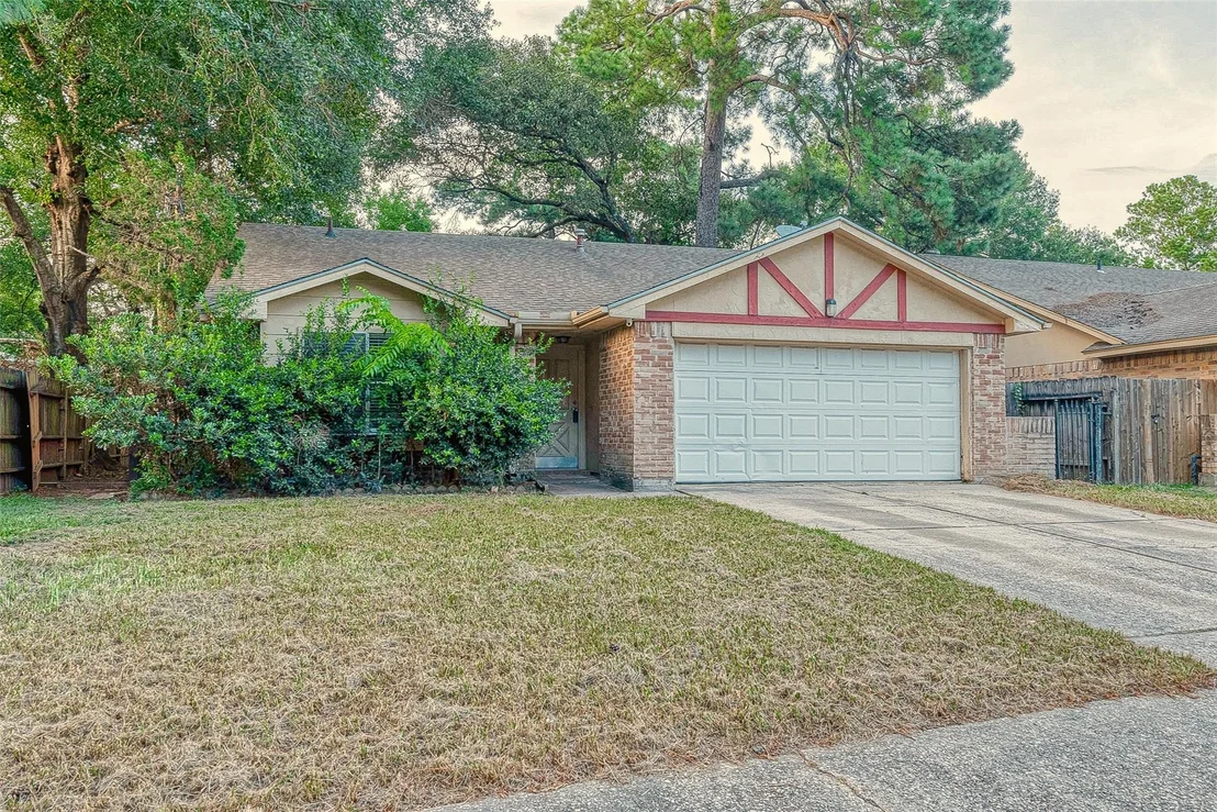Photo of 7035 Foxfield Lane