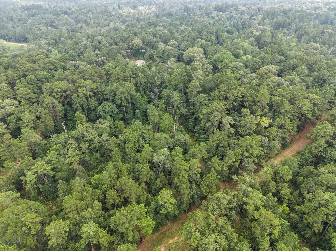 Photo of 577 Winding River Road