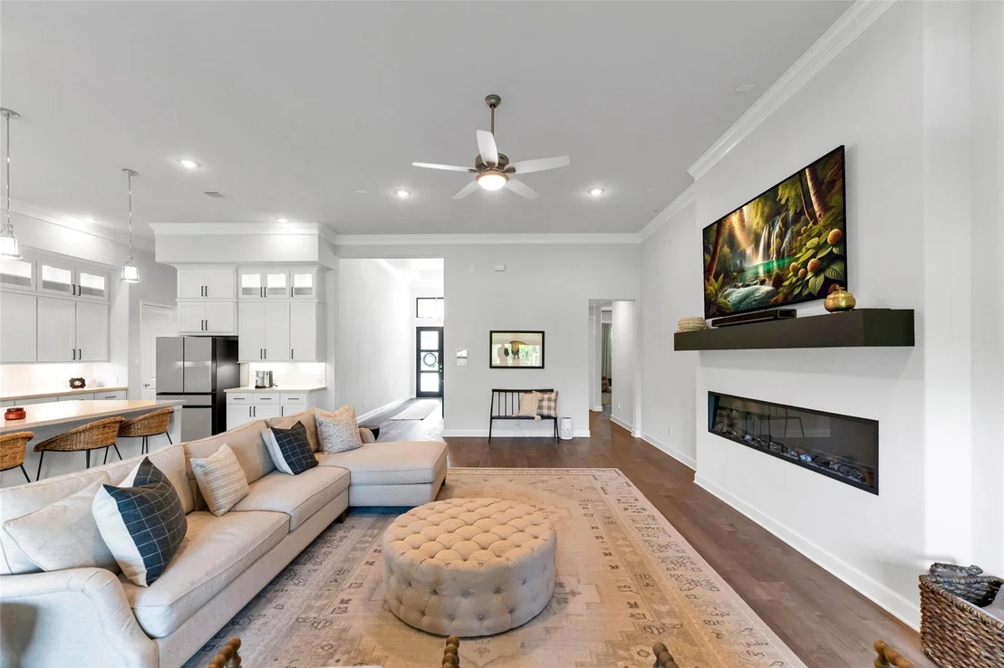 Photo of 1027 Groveton Ridge Lane