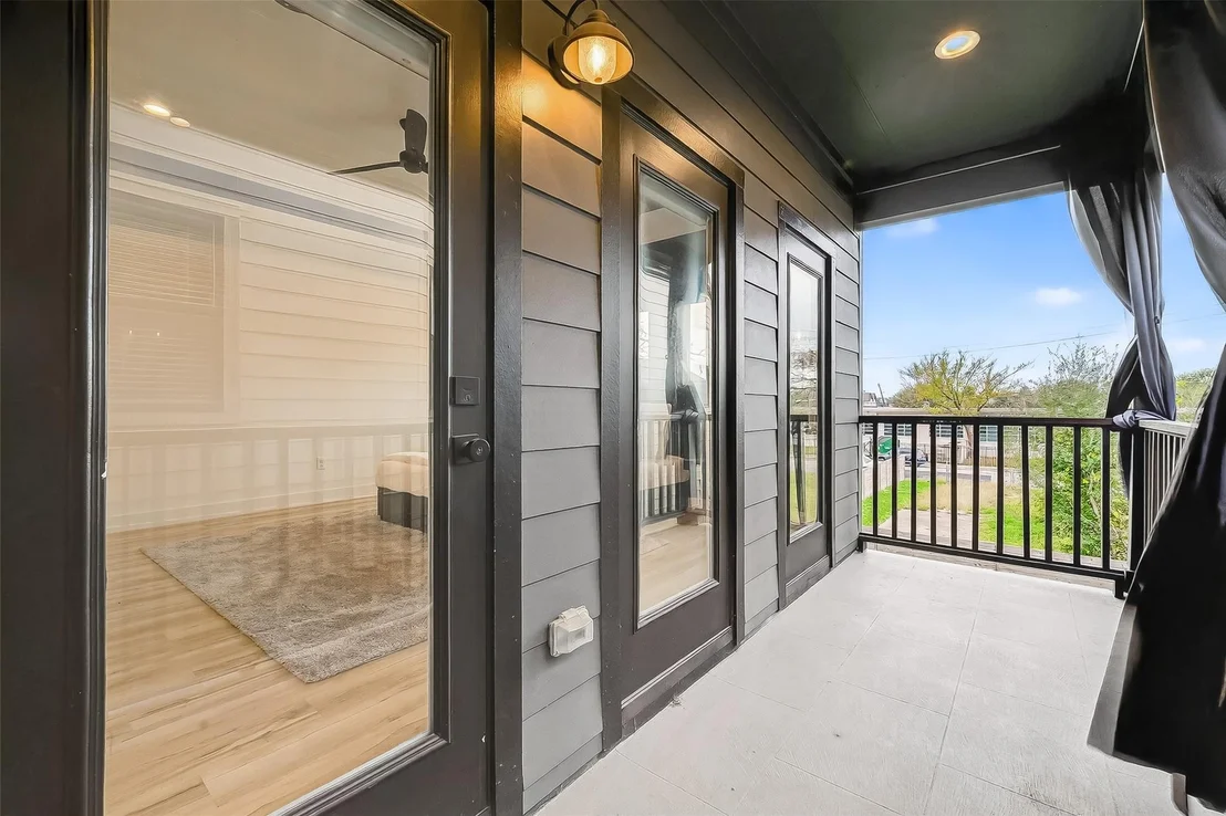 Photo of 3323 Cornell Street